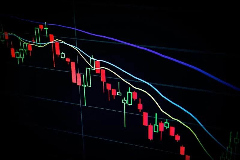 Graphique boursier montrant la croissance d'un portefeuille ETF sur le long terme